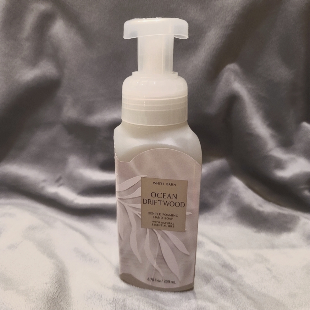 Ocean Driftwood Foaming Hand Soap BBW